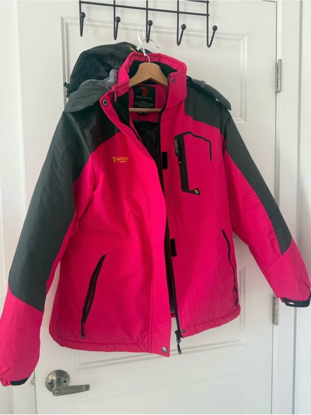 Women’s Waterproof Insulated Jacket - Pink & Charcoal